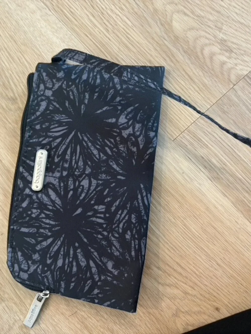 Baggalini Go Bagg Crossbody Bag and RFID Phone Wristlet Set Black floral